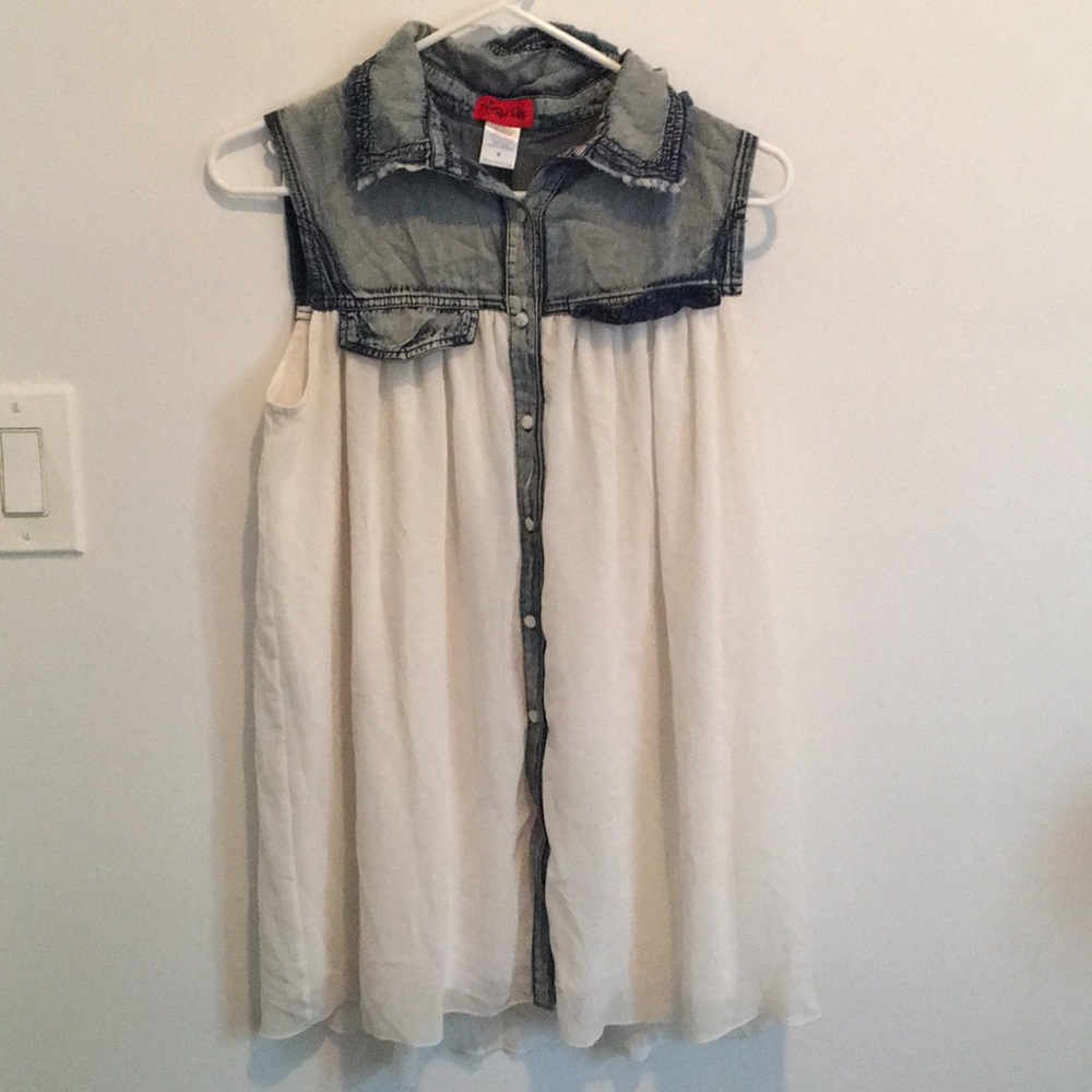 Denim blouse